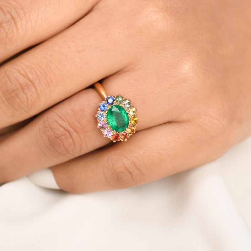 Bague émeraude et saphirs multicolores