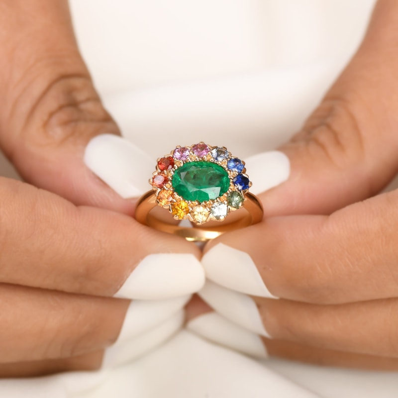Bague émeraude et saphirs multicolores