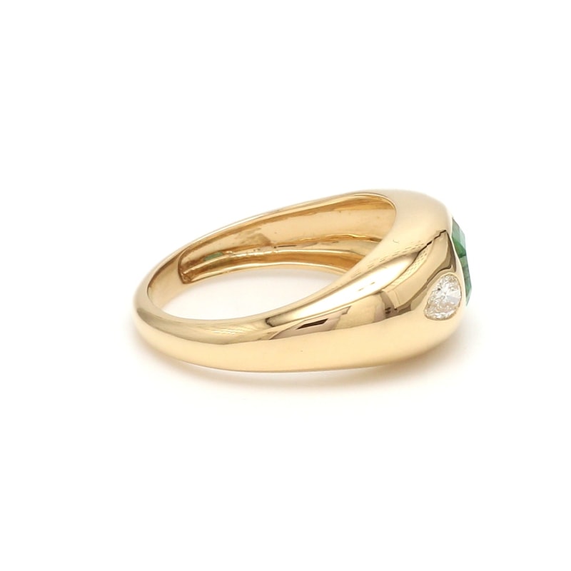 Bague en émeraude et diamants