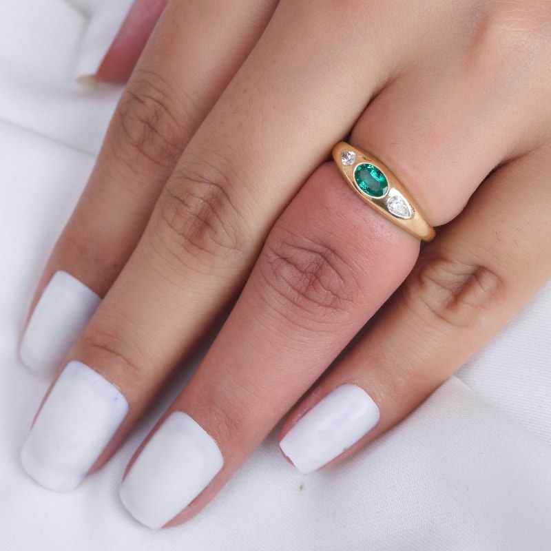 Bague Or émeraude et diamants