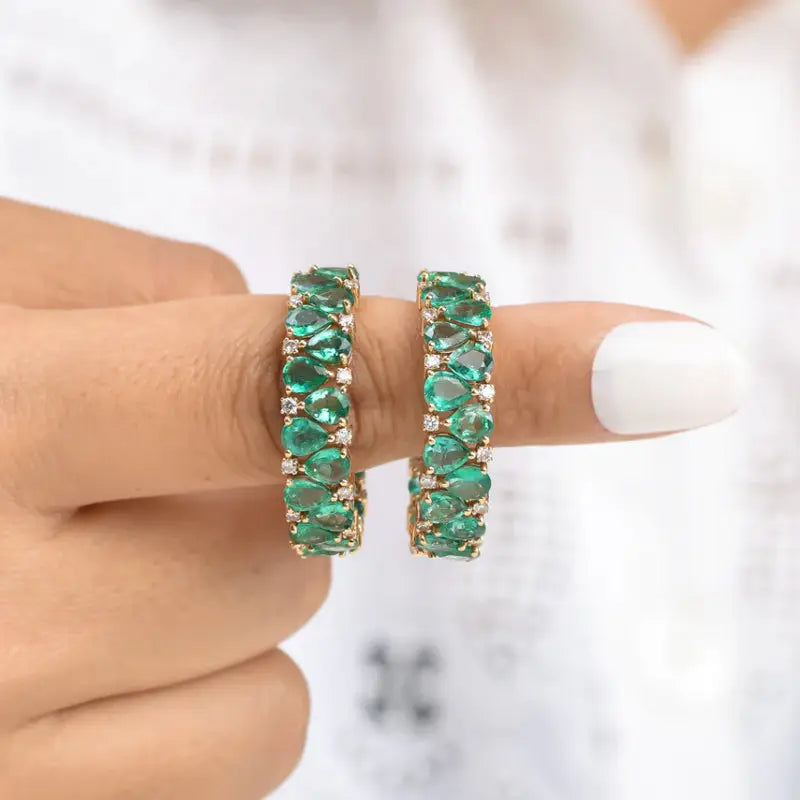 Boucle d'oreille emeraude